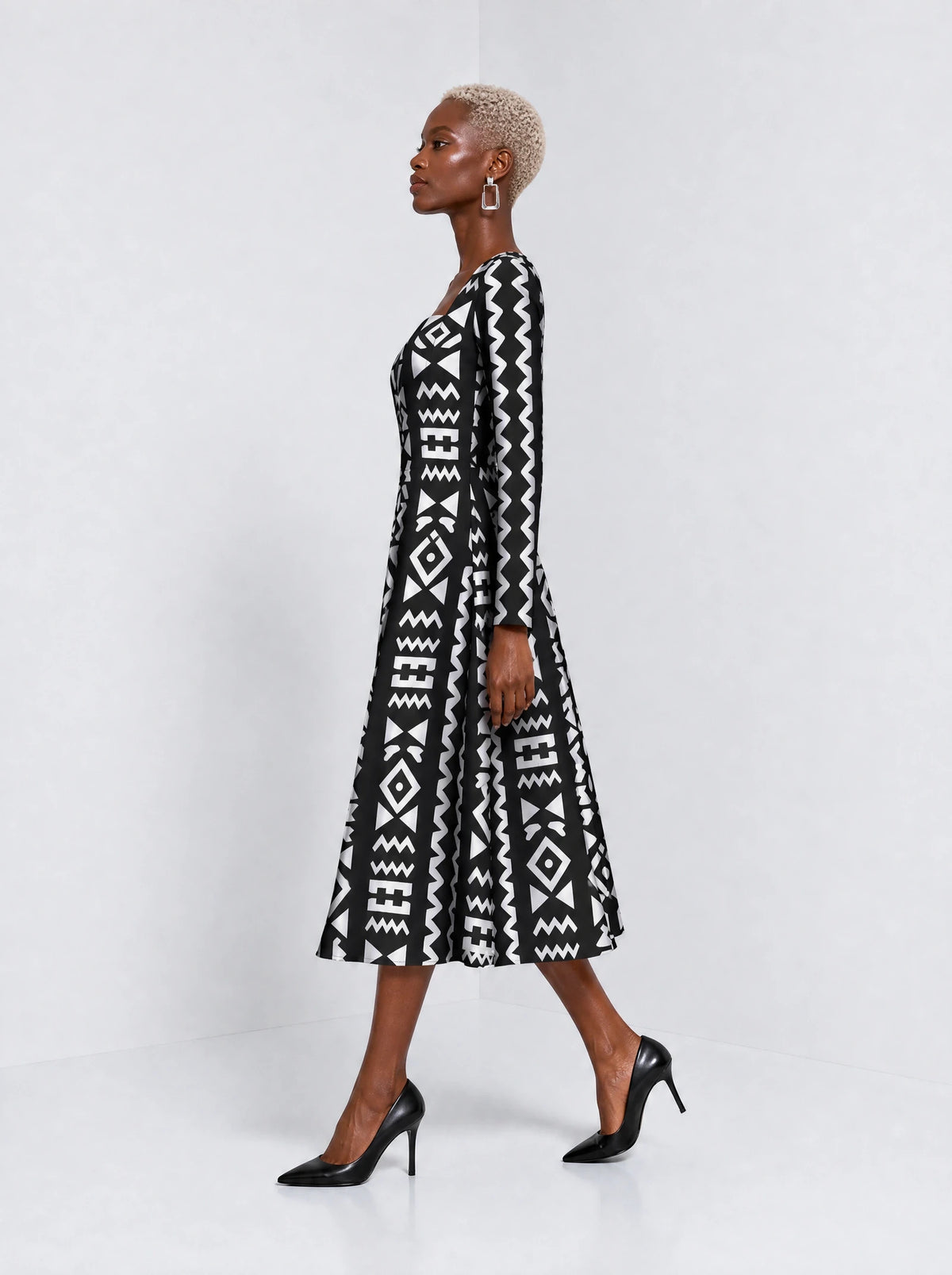 "Kuba" Long Sleeve Sweetheart Midi Dress — side view on model