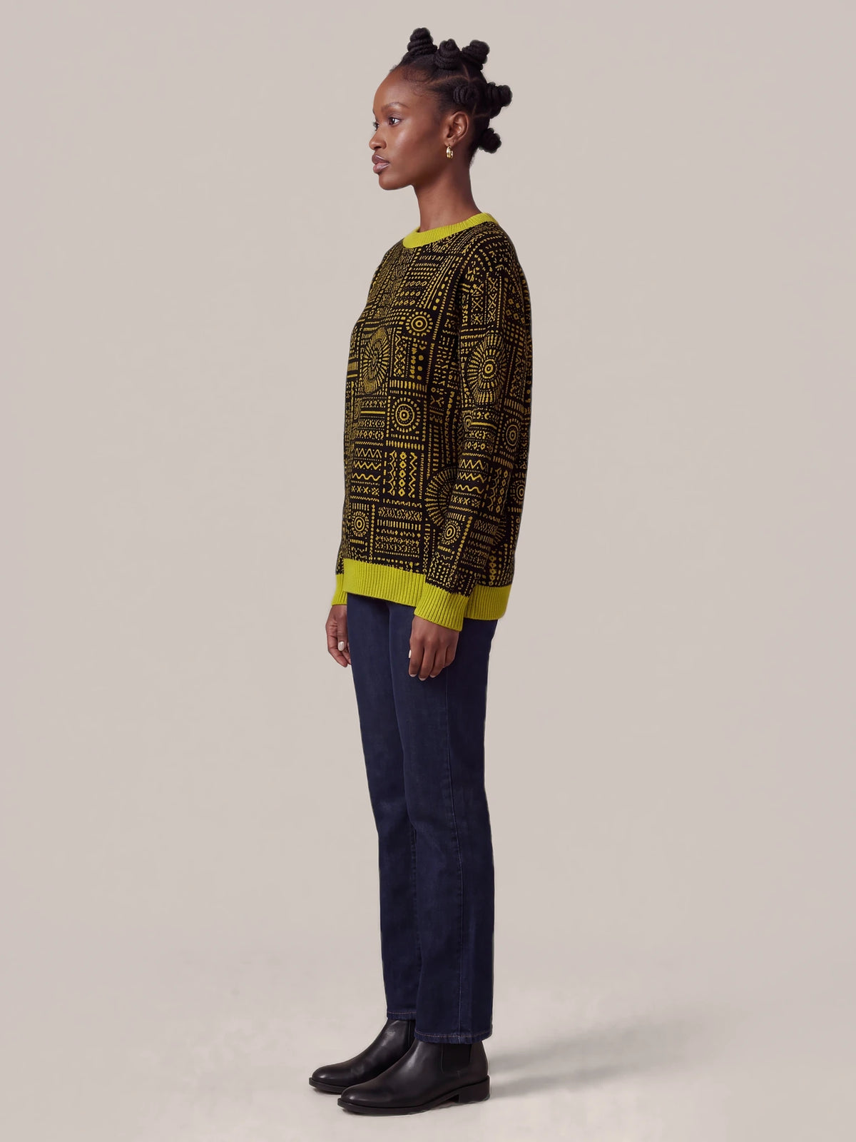 "Lamu" Sweatshirt — side view on model