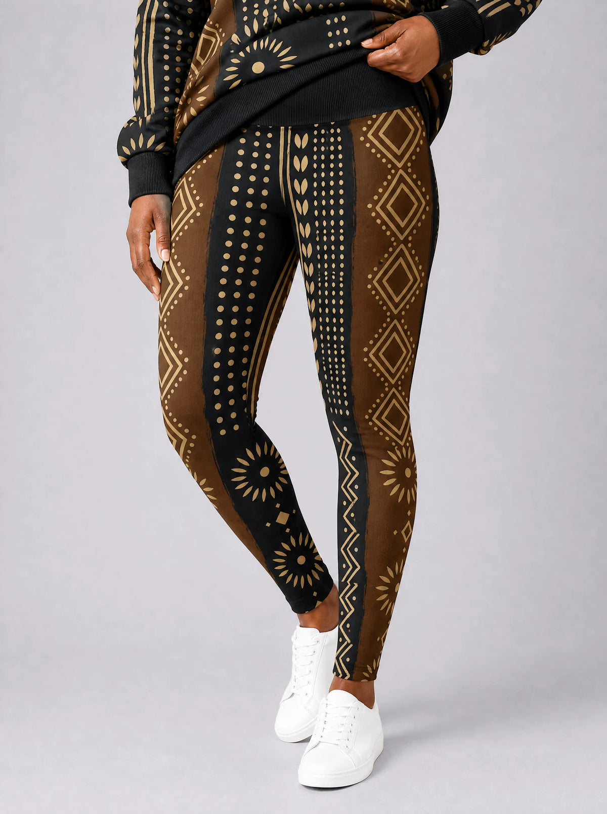 "Mbao" Leggings — front view on model