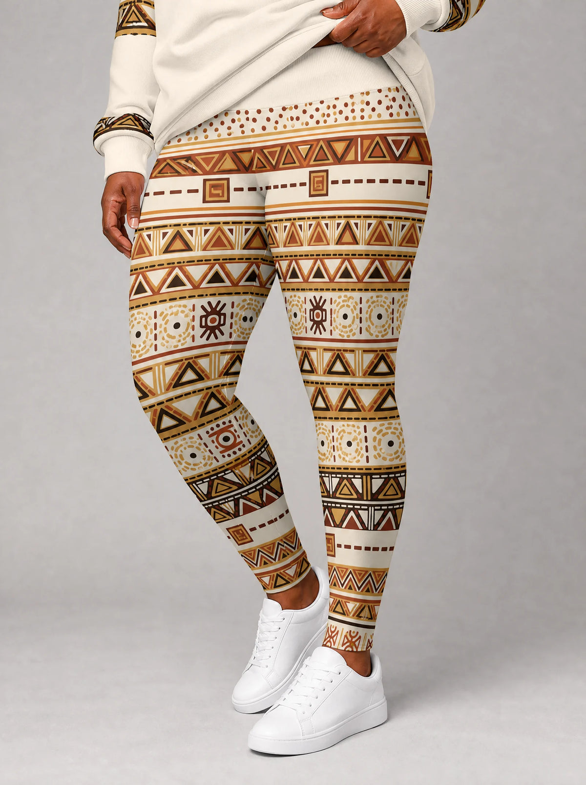 "Mdalasini" Leggings — front view on model
