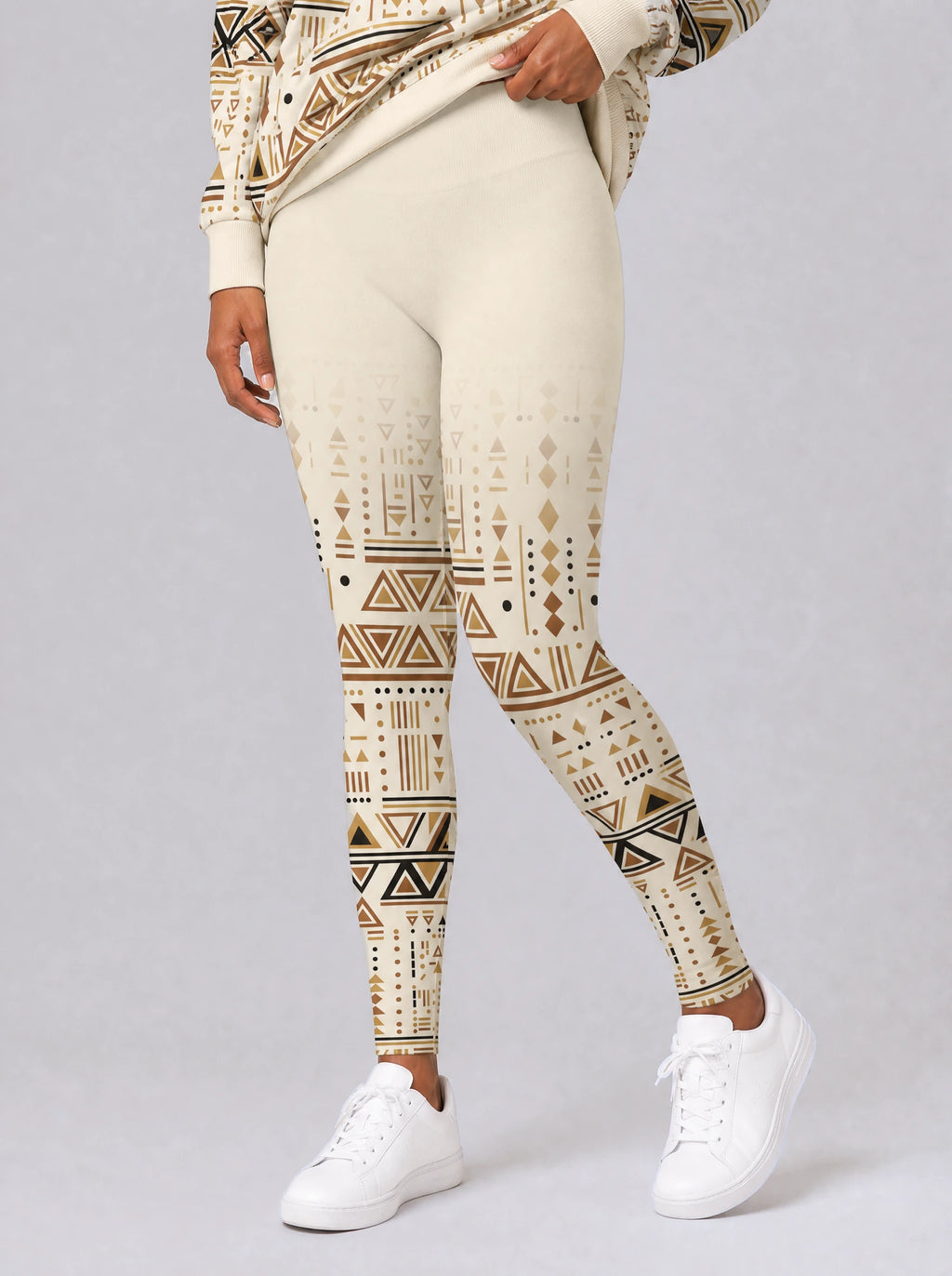 "Ngano" Leggings — front view on model