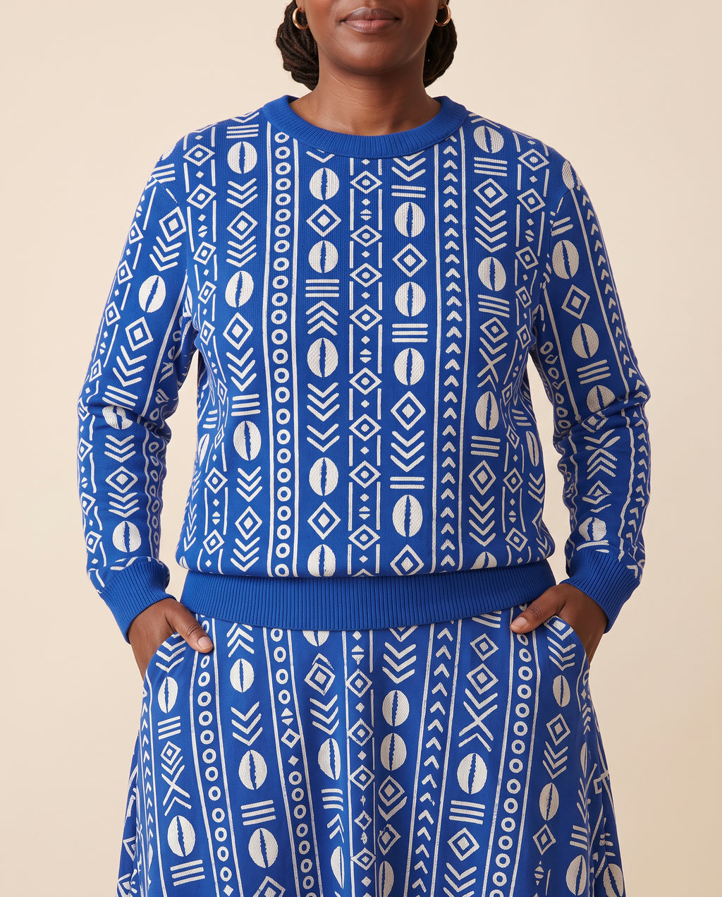 The Oshun Royal Blue Set — untucked closeup