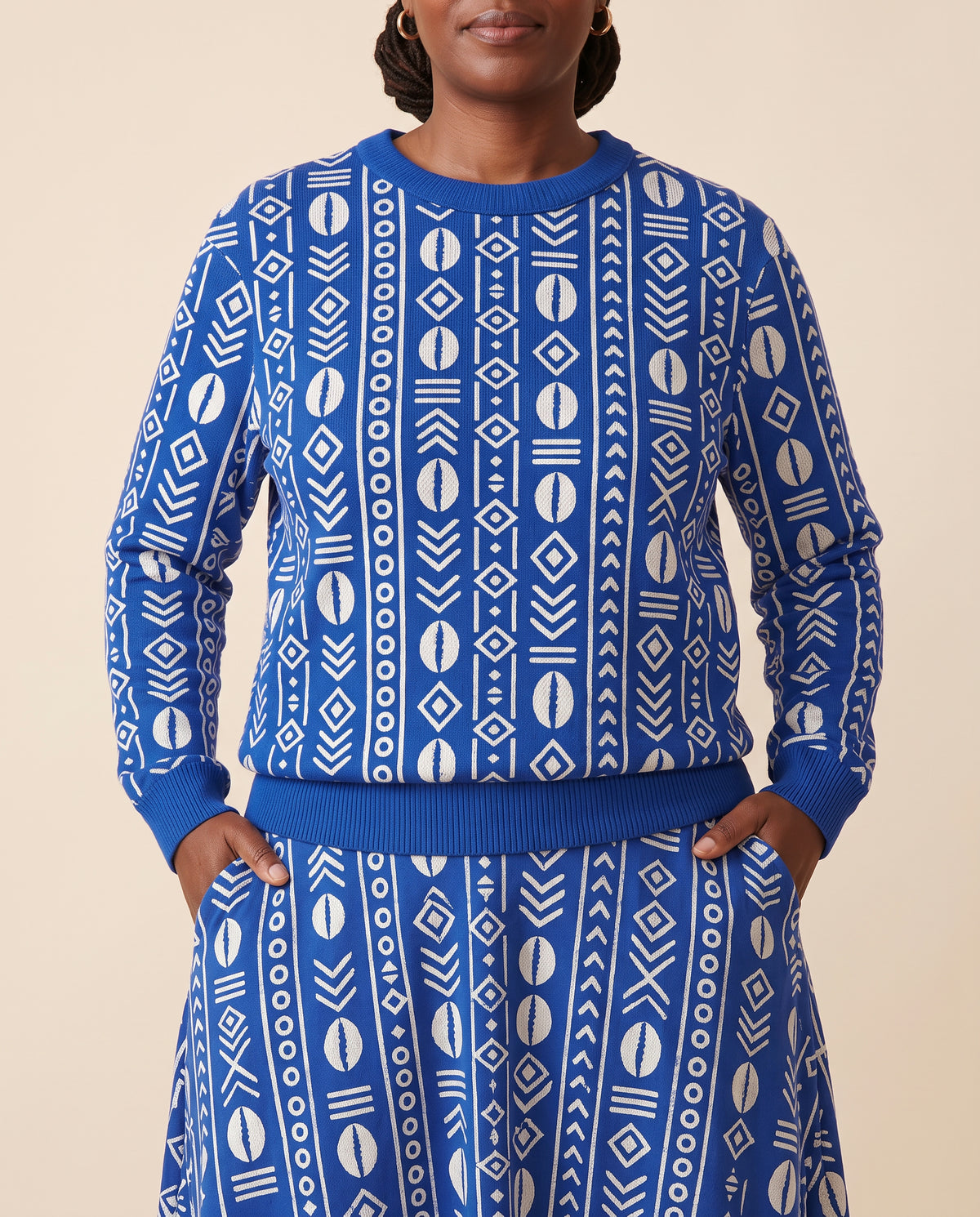 The Oshun Royal Blue Set — untucked closeup