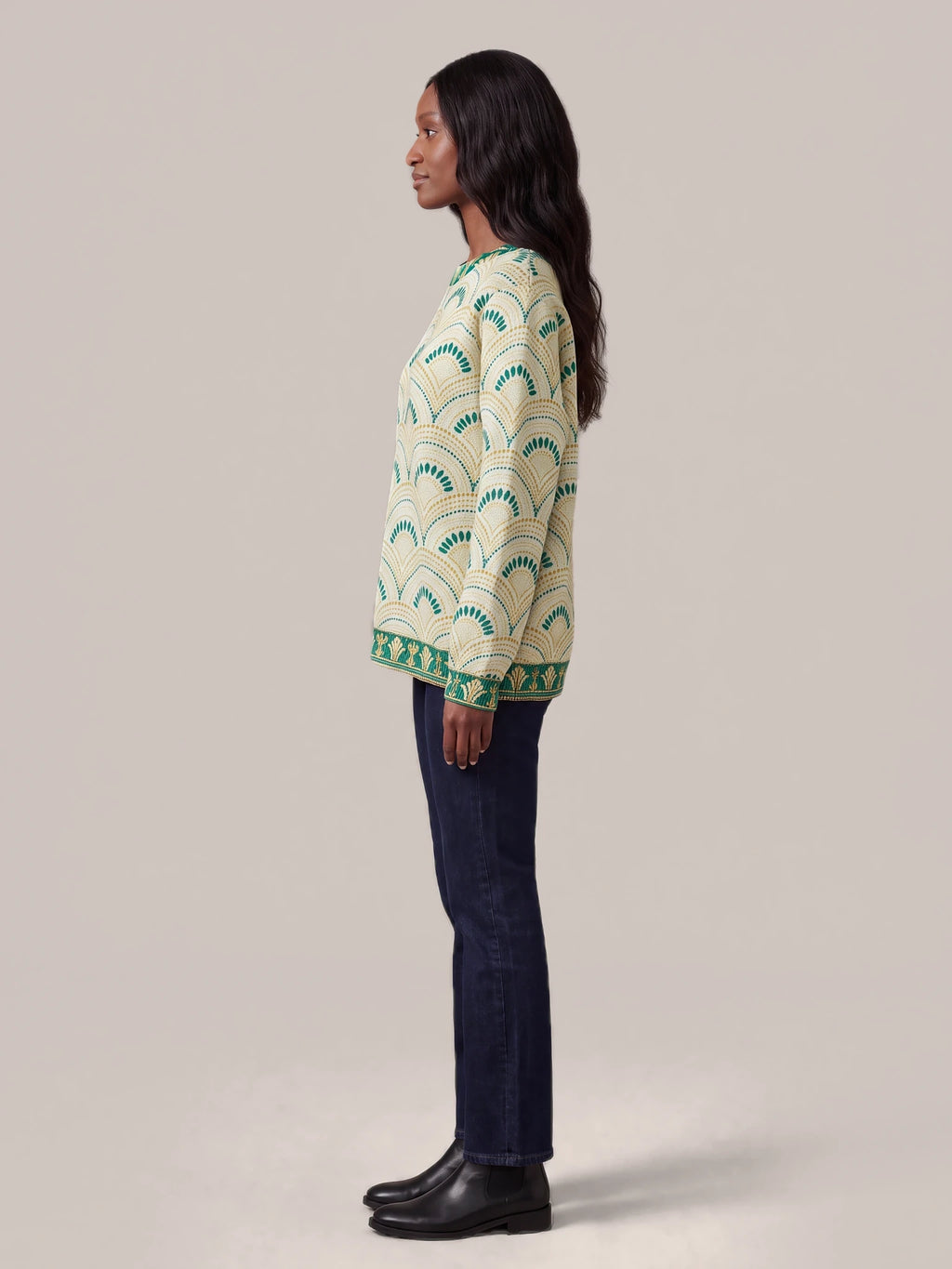 "Pepeo" Sweatshirt — side view on model