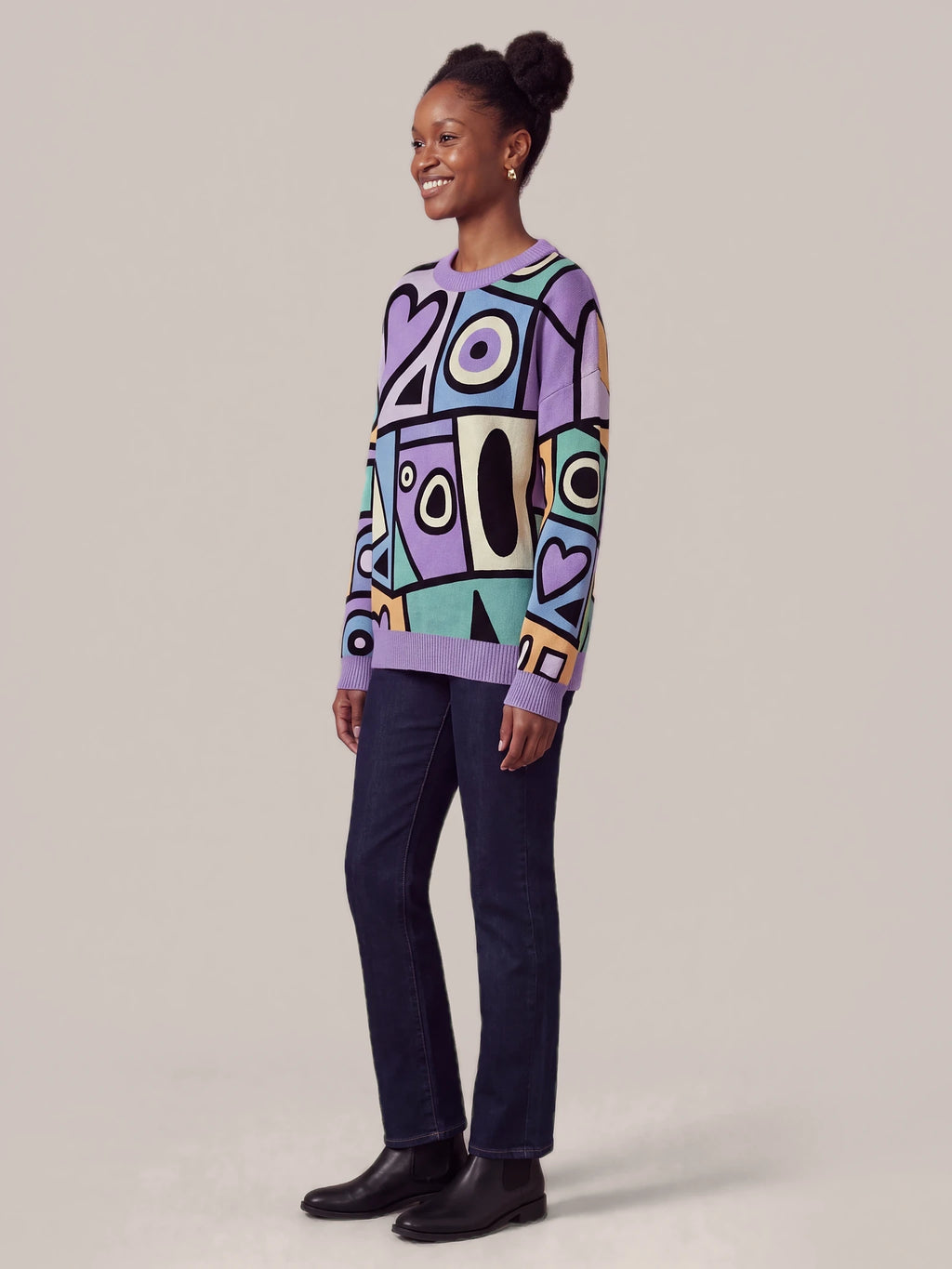 "Sanaa" Sweatshirt — side view on model