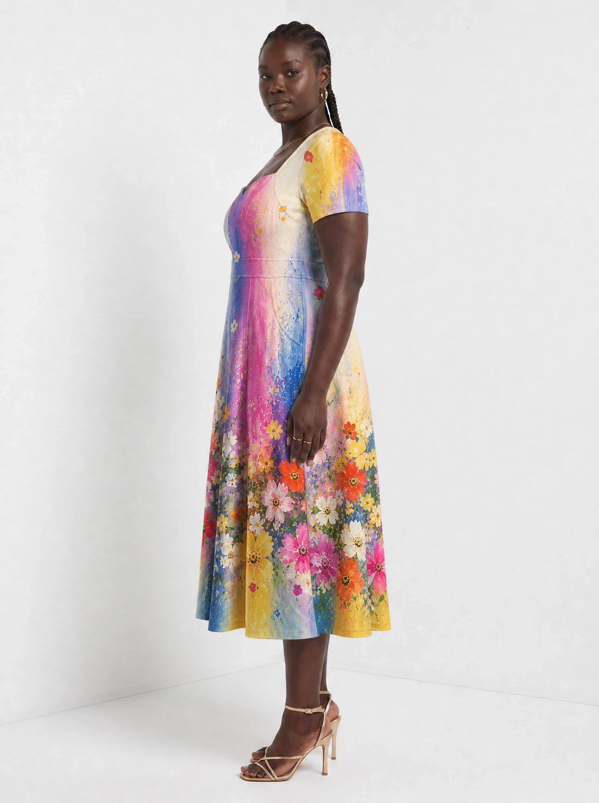 "Uchoraji" Sweetheart Midi Dress — side view on model
