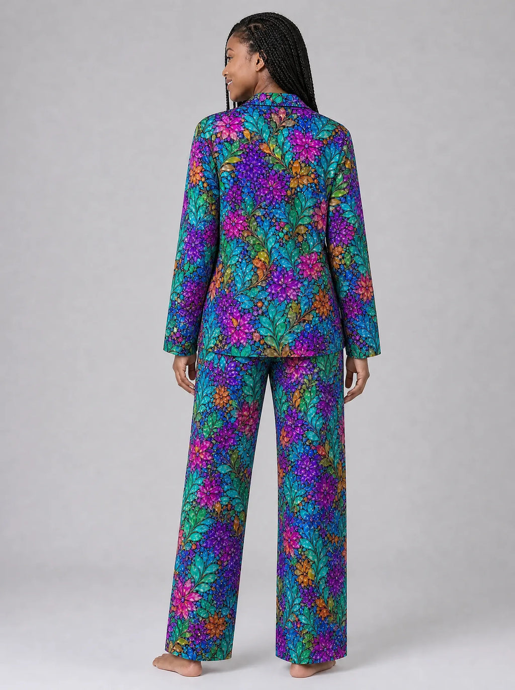 "Upinde" Pajama Set — back view on model