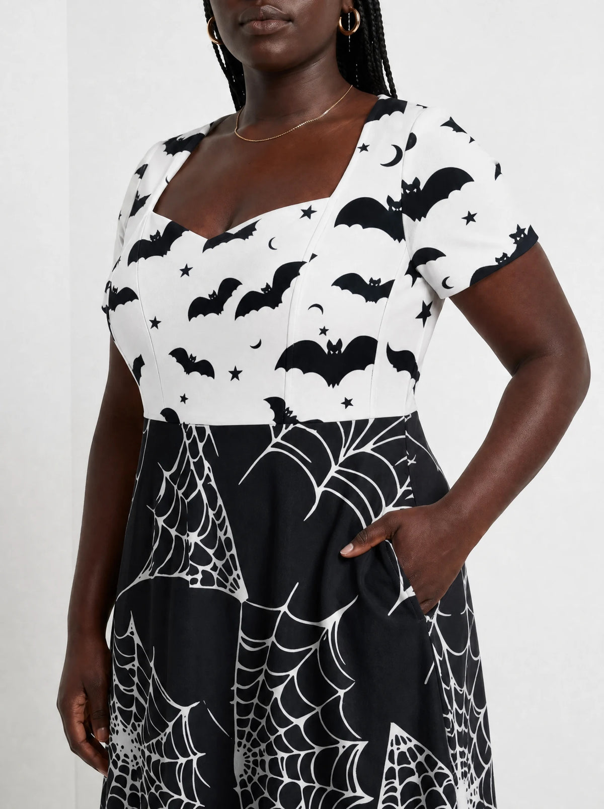 "Utando" Halloween Sweetheart Midi Dress — close-up of the bodice and the in-seam side pocket