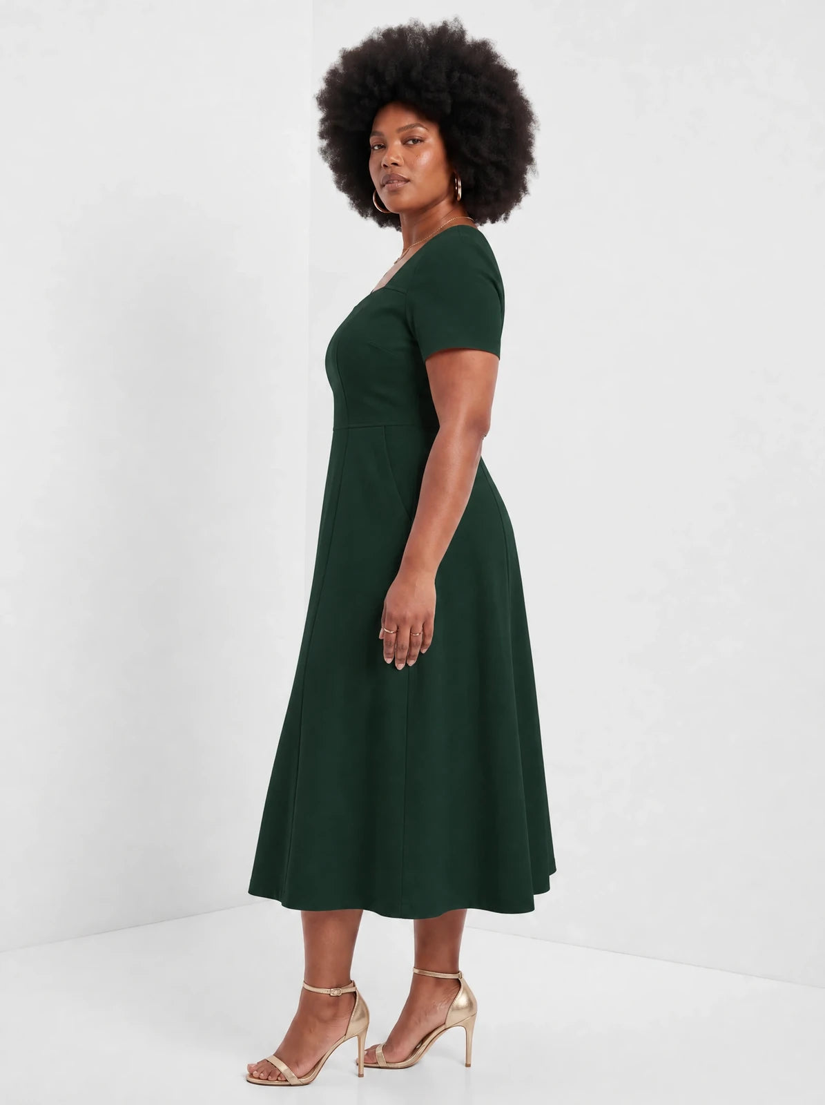 "Utulivu" Sweetheart Midi Dress — side view on model
