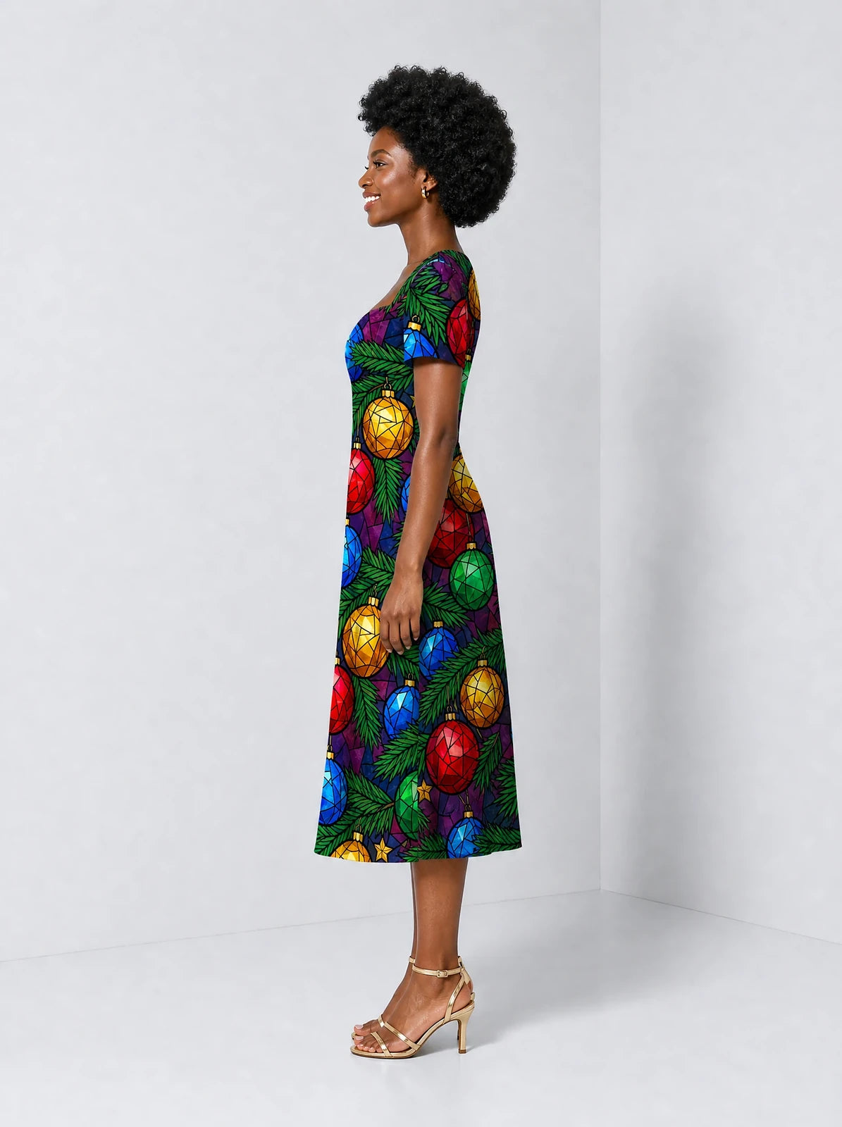 "Vioo" Sweetheart Midi Dress — side view on model