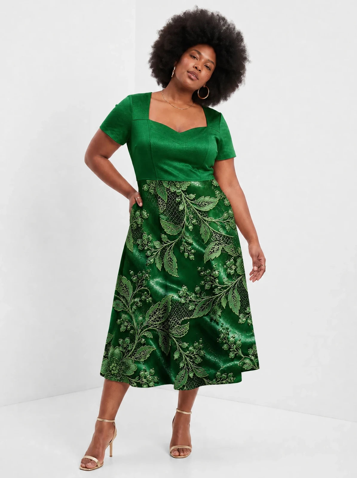 "Zabarajadi" Sweetheart Midi Dress — front view on model